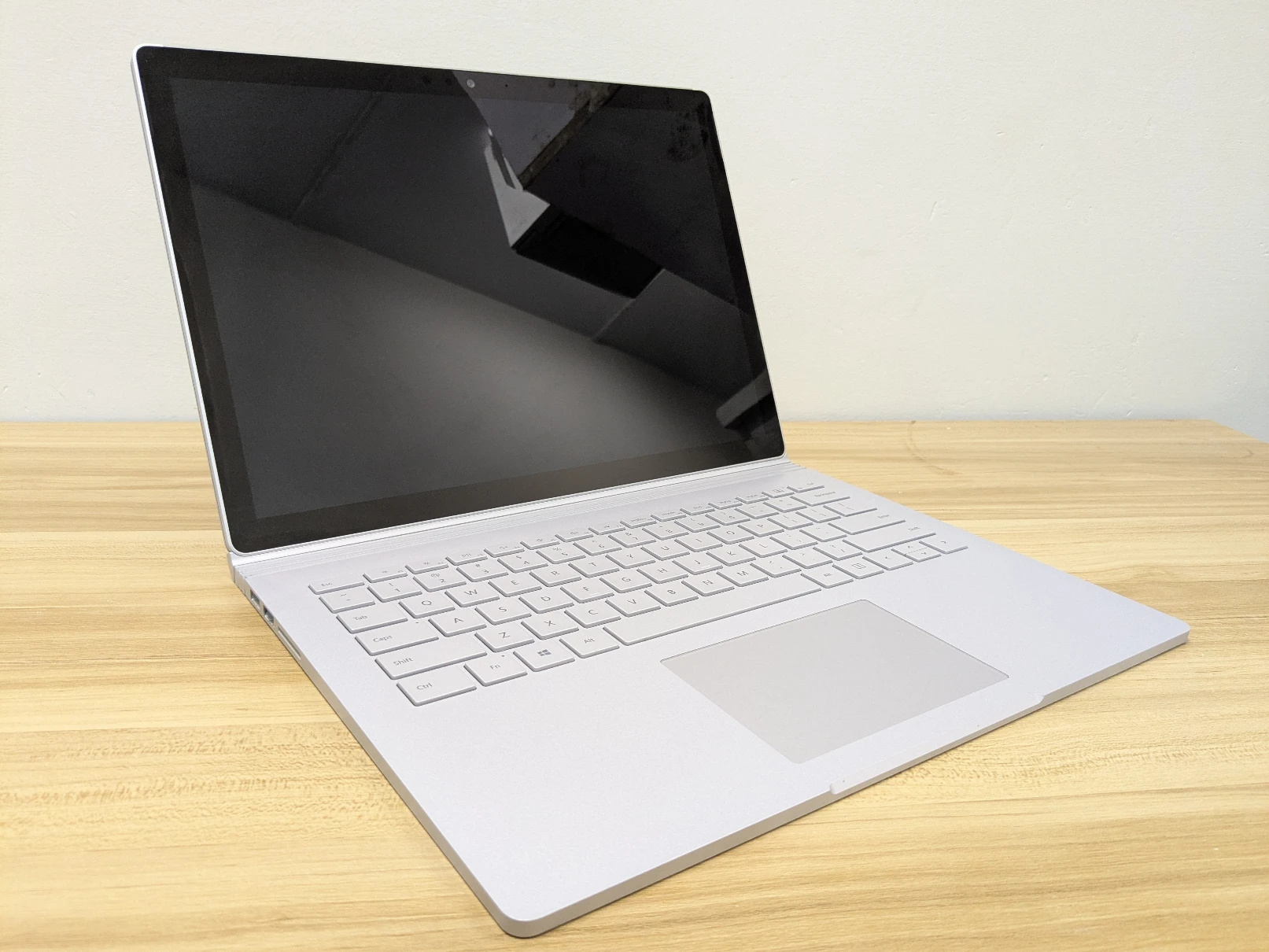 Microsoft Surface Book 2